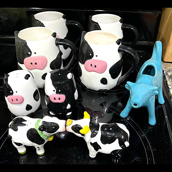 Other - Cow - Mugs Set, 2 Salt and Pepper Sets and Milk Jug